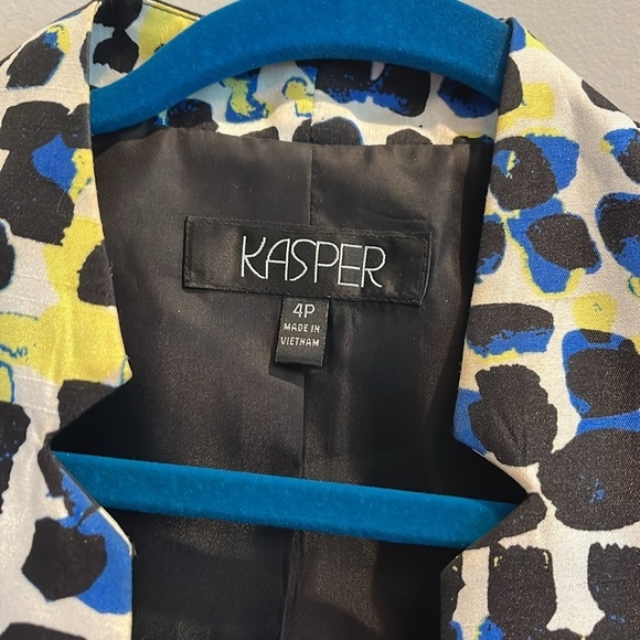 Kaspar Women's Size 4P Jacket Blazer with blue/white/yellow modern design - Picture 2 of 5